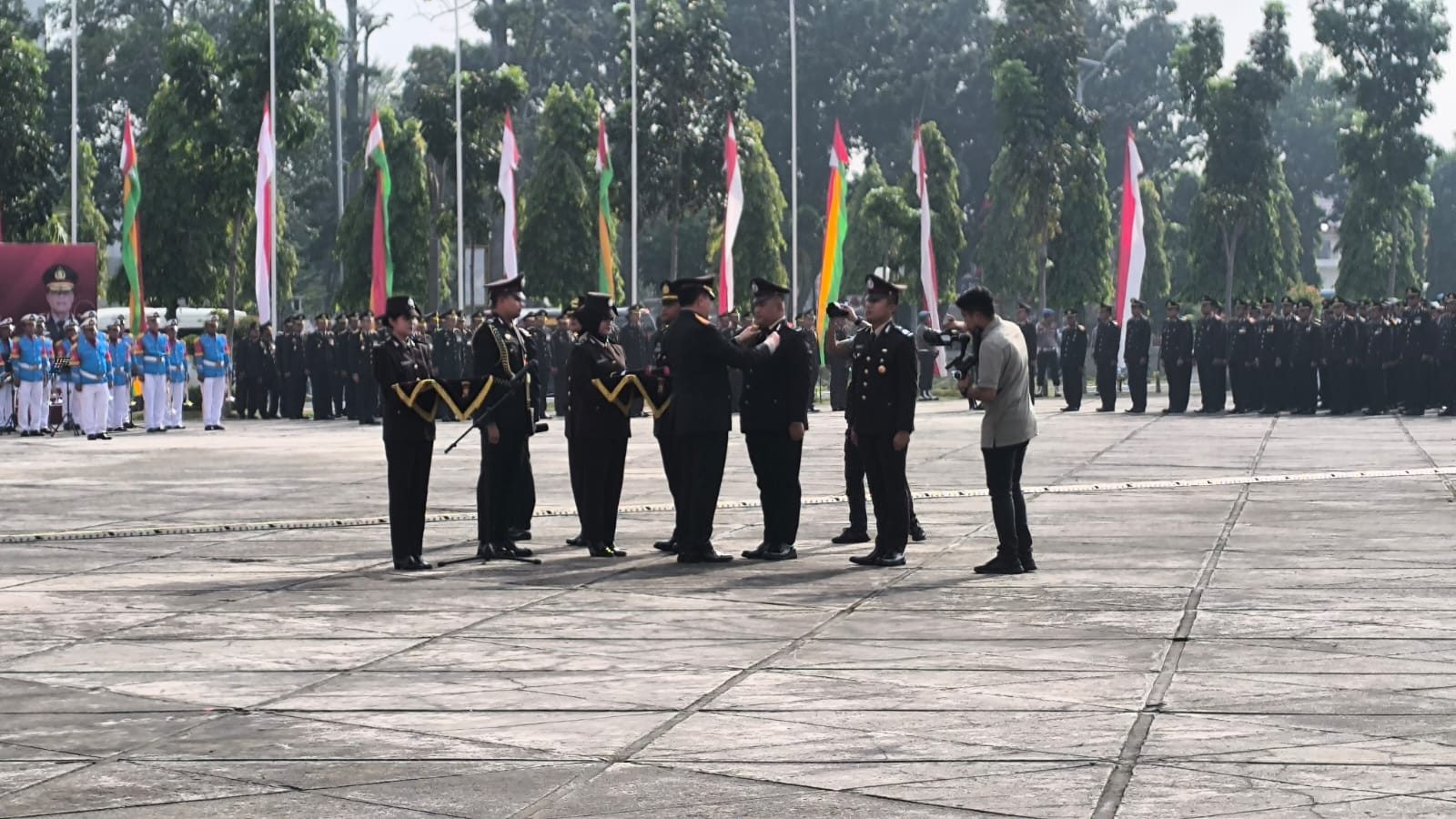 5 Personil Polda Riau Raih Reward dari Presiden