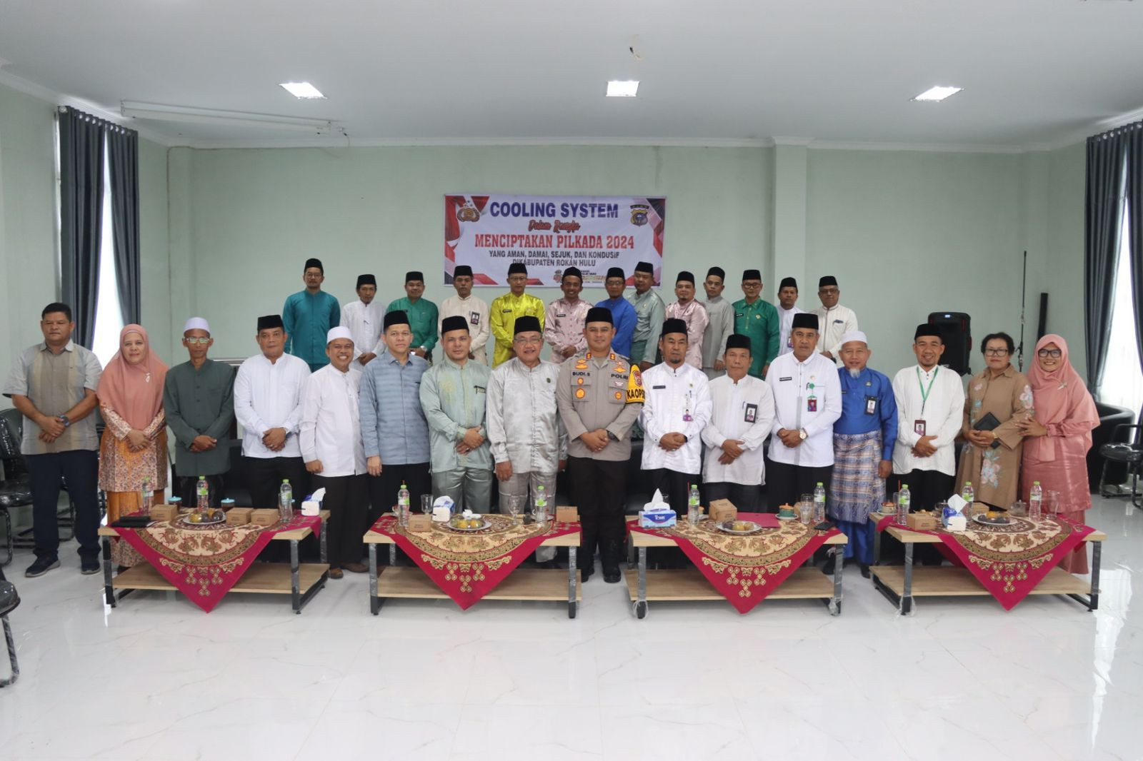Gelar Jumat Curhat, Kapolres Rohul Ajak Tokoh Agama Ciptakan Pilkada 2024 Damai, Aman dan Sejuk