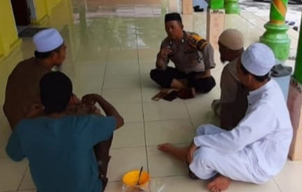 Sukseskan Pilkada Serentak, Polsek Bukit Batu Jalin Silaturahmi dengan Tokoh Agama.