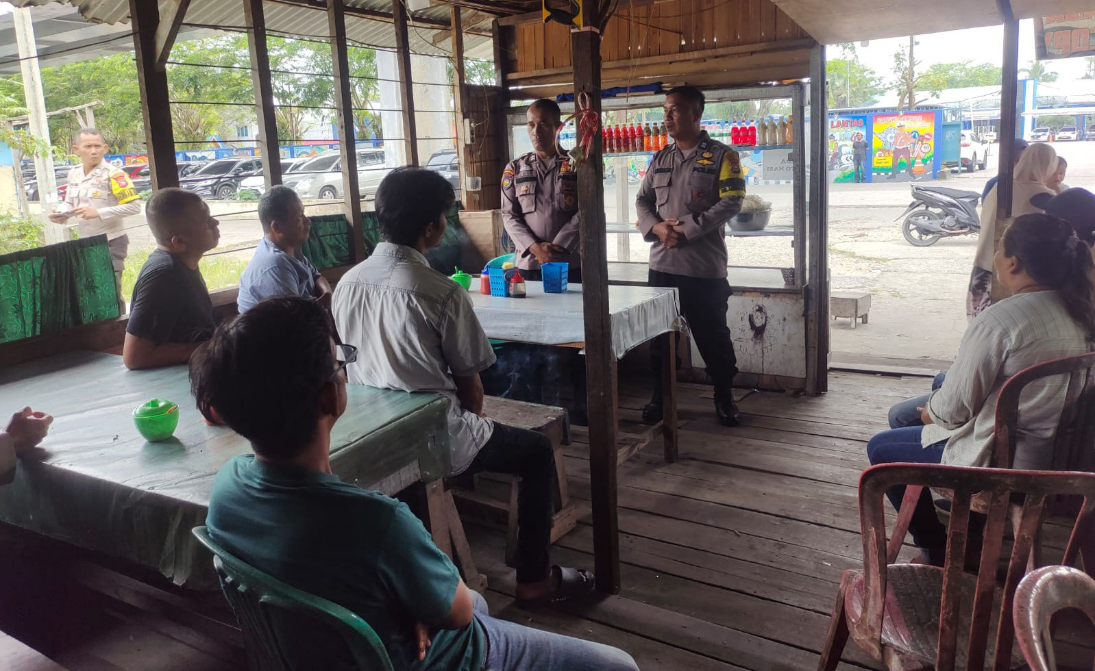 Polsek Rumbai Pesisir Ajak Warga Kelurahan Meranti Pandak Jaga Kamtibmas Jelang Pilkada