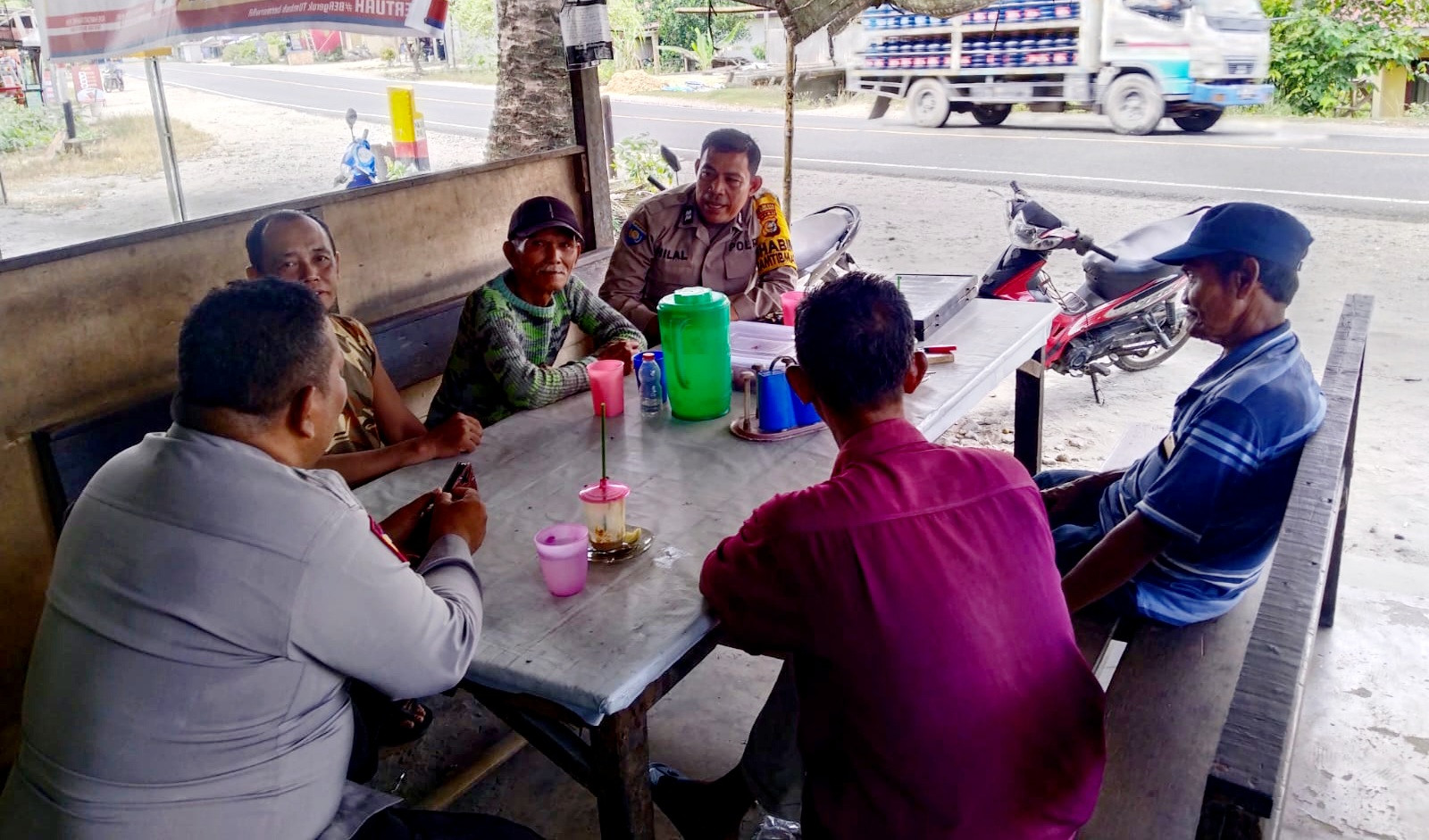 Polsek Rumpes Optimalkan Sambang Warga, Wujudkan Situasi Aman dan Kondusif Jelang Pilkada 