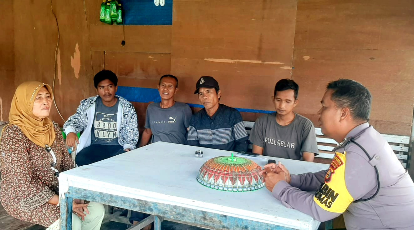 Bhabin Polsek Rumpes Gandeng Warga Lembah Sari Sukseskan Pemilukada Serentak 2024
