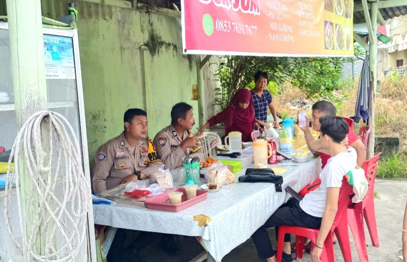 Polsek Senapelan Ajak Pemuda Jalan Jati Gunakan Hak Suara di Pemilukada Serentak 2024