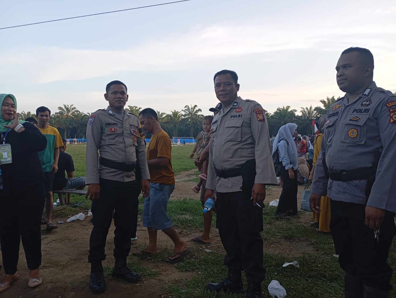 Personil Polsek Pujud Gelar Pengamanan Semi Open Turnamen di Sungai Tapah