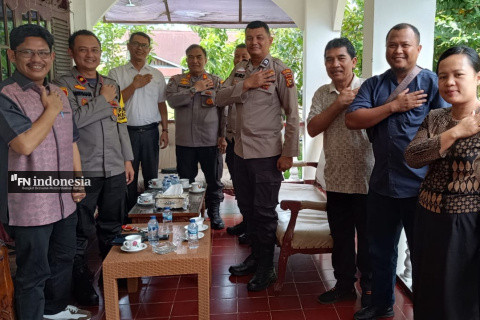 Cooling System Pilkada Damai Kompol Herman Silaturahmi Dengan Pengurus Gereja