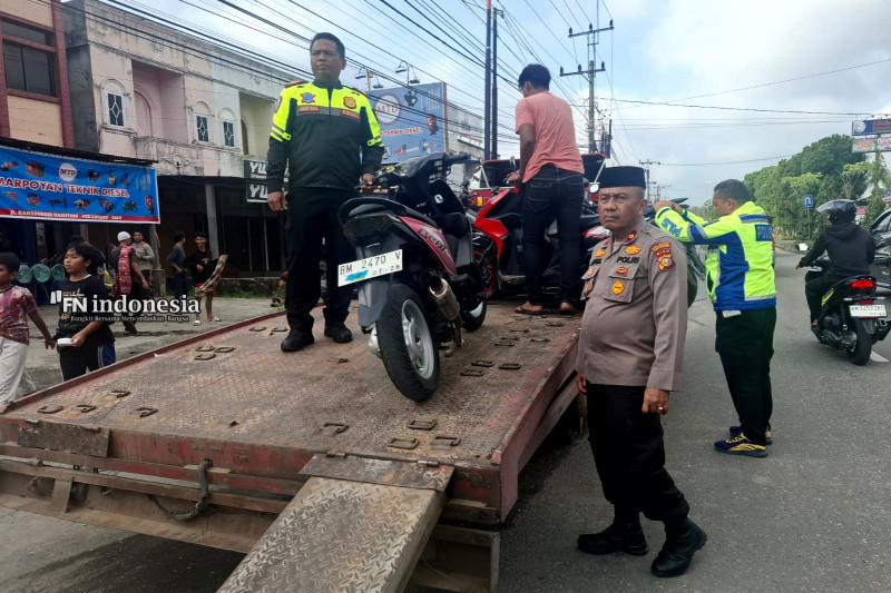 Polsek Bukit Raya dan Satlantas Polresta Pekanbaru Gelar Patroli Asmara Subuh, 21 Motor Diamankan