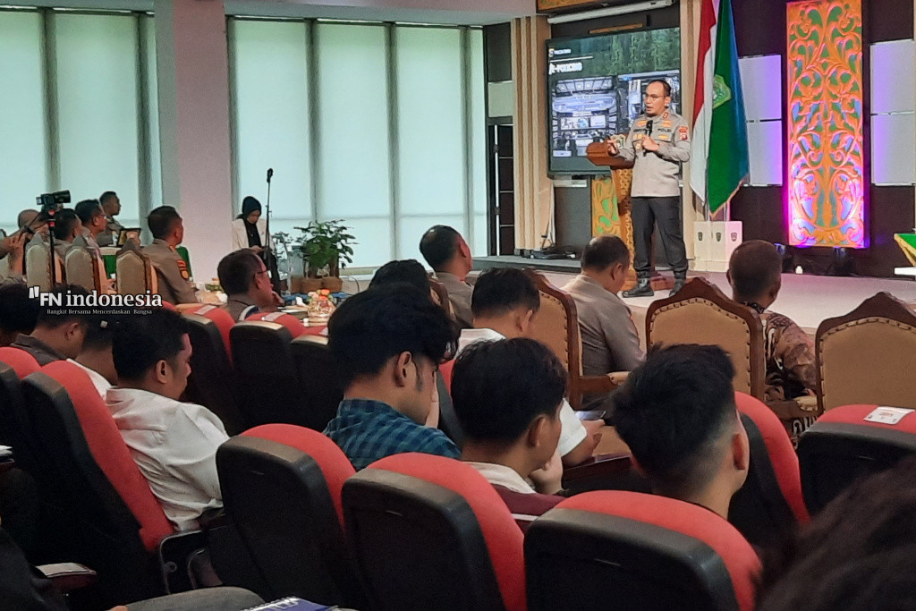 Kapolda Riau Gaungkan Konsep Green Policing di UIR, Dorong Sinergi Jaga Kelestarian Alam