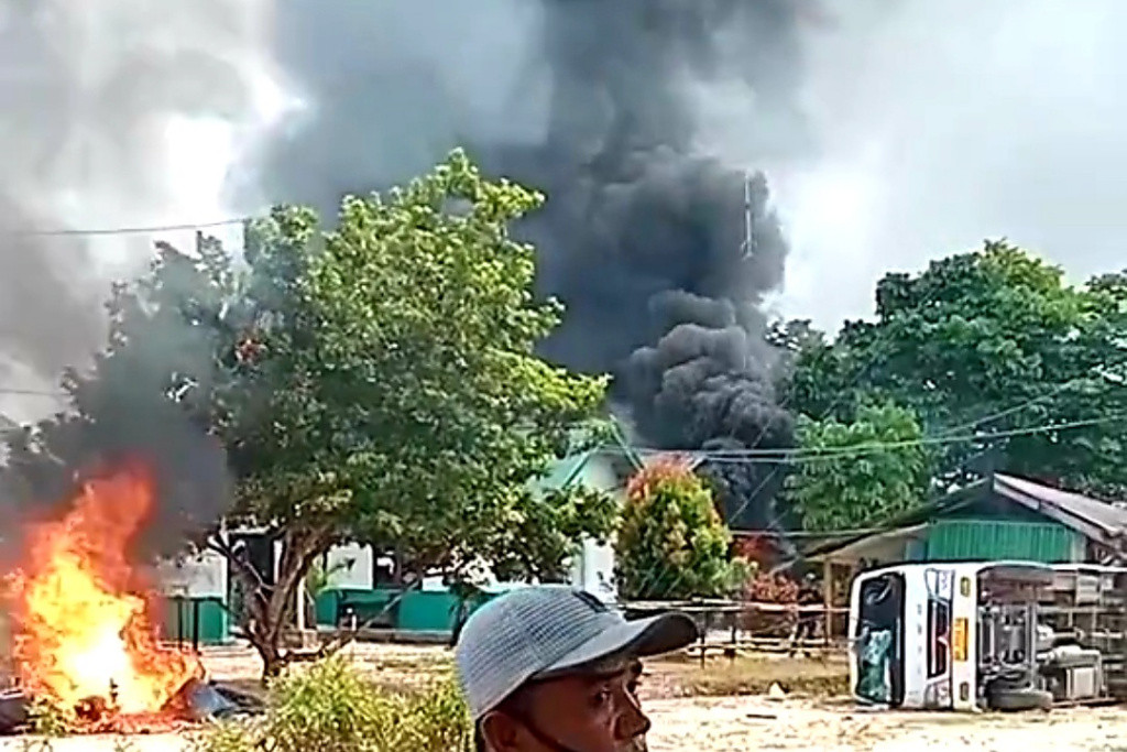 Kantor PT Seraya Siak Lestari di Siak Dibakar Massa, Diduga Dipicu Isu Perebutan Lahan