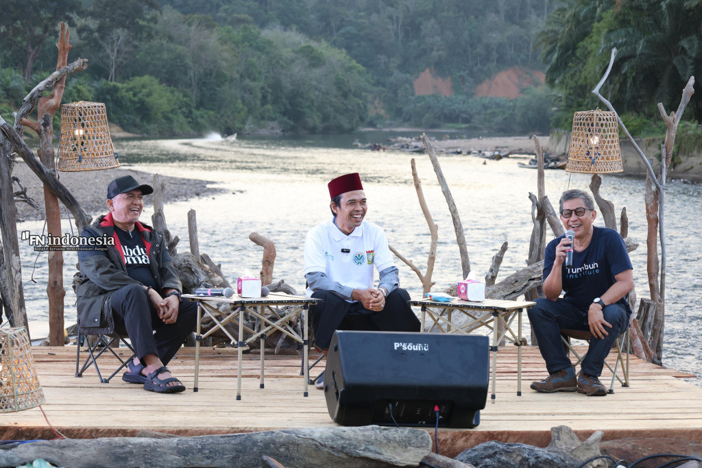 Ketika Iman dan Akal Bertemu di Hutan Kampar: Dialog UAS dan Rocky Gerung Gaungkan Ibadah Ekologis