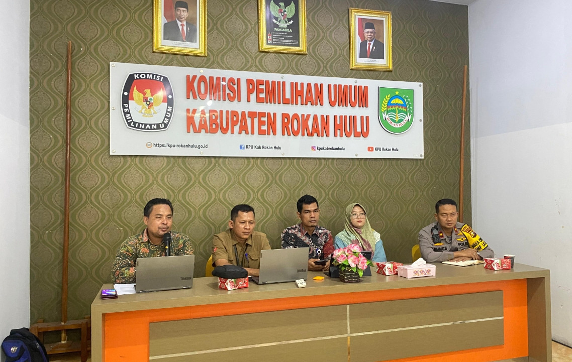 Hadiri Rakor Pelaksanaan Kampanye Pilkada Rohul, Kompol Rahmat: Mari Kita Ciptakan Situasi  Aman Dan Kondusif 