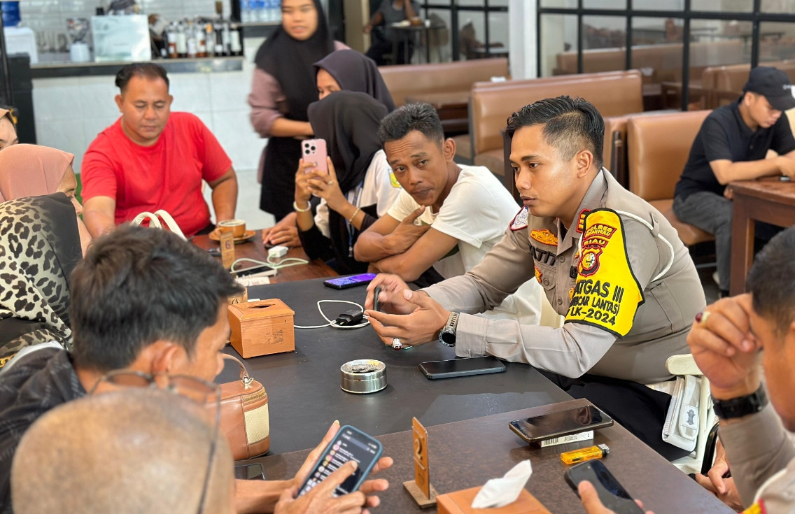 Bersama Konten Kreator, Satlantas Polres Rohul Sosialisasikan Program Riau adalah KITA dan Cooling System Pilkada 2024 Damai