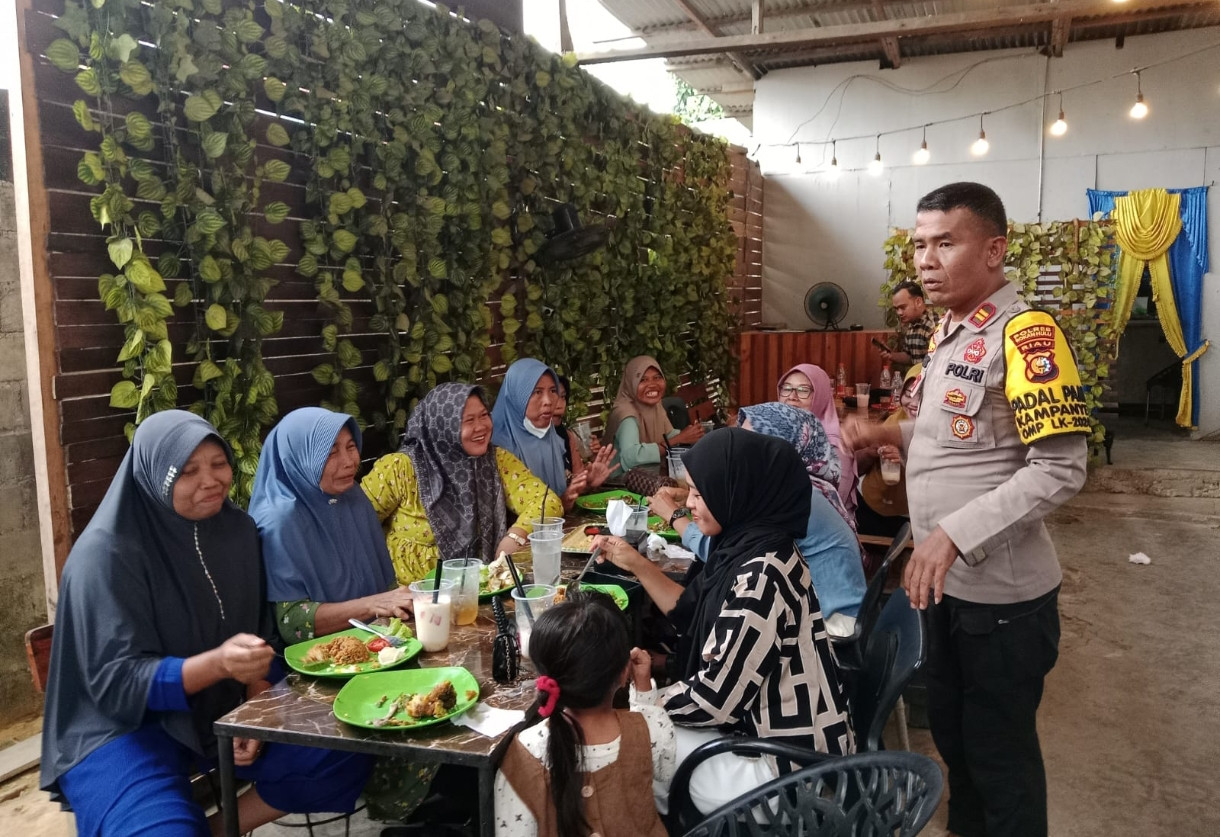 Ciptakan Pilkada Damai dan Kondusif, Polsek Tambusai Utara Gandeng Ibu-ibu Jemaah Wirid