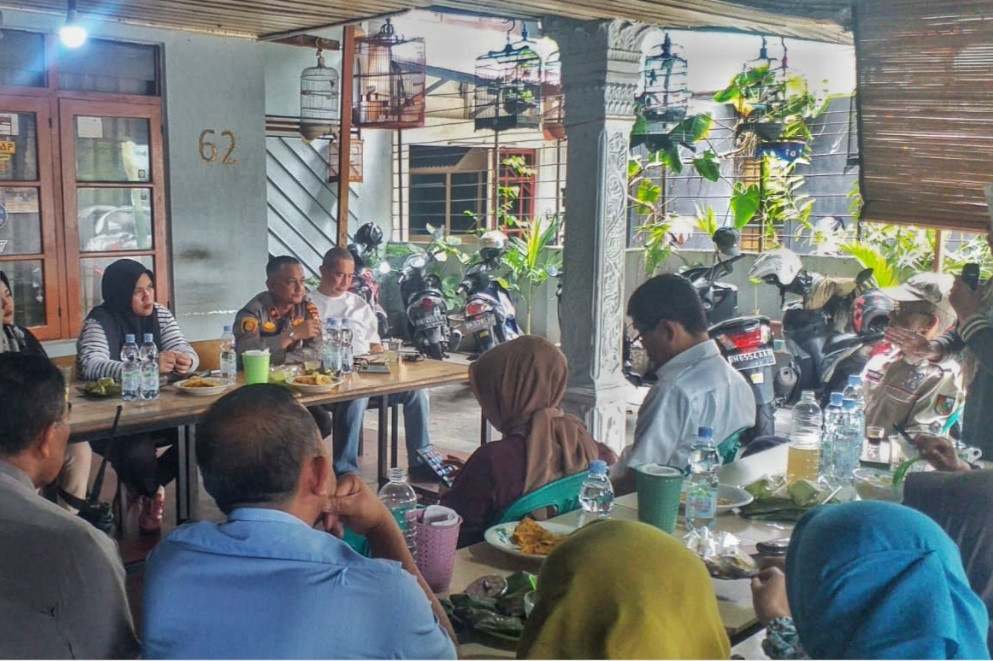 Jaga Kamtibmas, Kompol Herman Kunjungi Warga Simpang Empat 