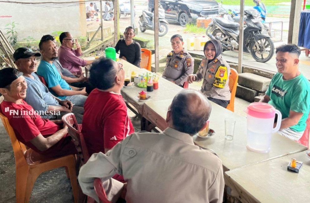 Kapolsek Senapelan AKP Akira Ceria Sampaikan Pesan Pilkada Damai di Kelurahan Kampung Bandar