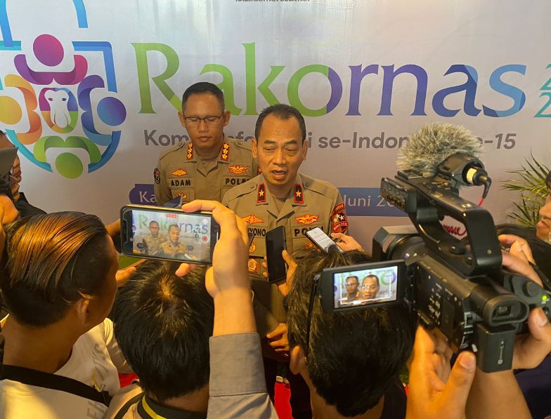 Hadiri Rakornas Ke-15 Komisi Informasi di Kalsel, Karo PID: Polri membuat terobosan positif dengan aplikasi pelayanan terhadap informasi publik