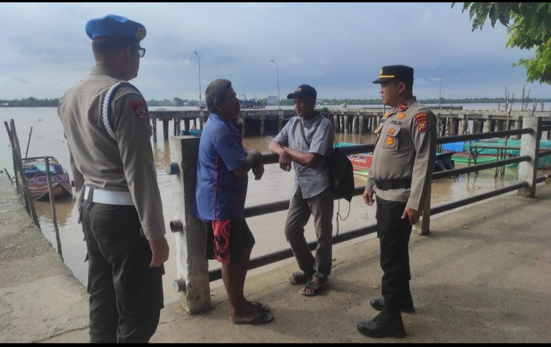 Sosialisasi Pemilu Damai di Pelabuhan Tembilahan Menuju Pilkada Riau 2024 yang Kondusif