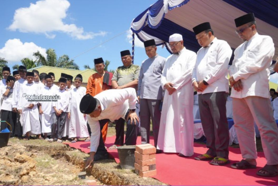Bupati Siak Tegaskan Komitmen Dakwah Lewat Peresmian Masjid di Ponpes Darul Hadist