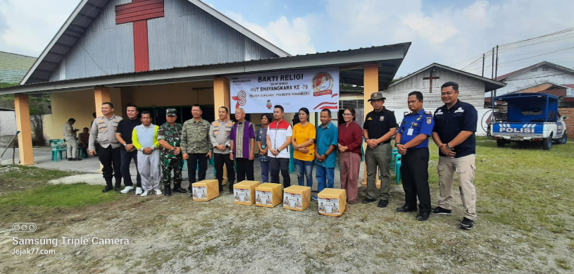 Bhayangkara Bersahaja, Polresta Pekanbaru Gelar Bakti Religi dan Bagi Sembako